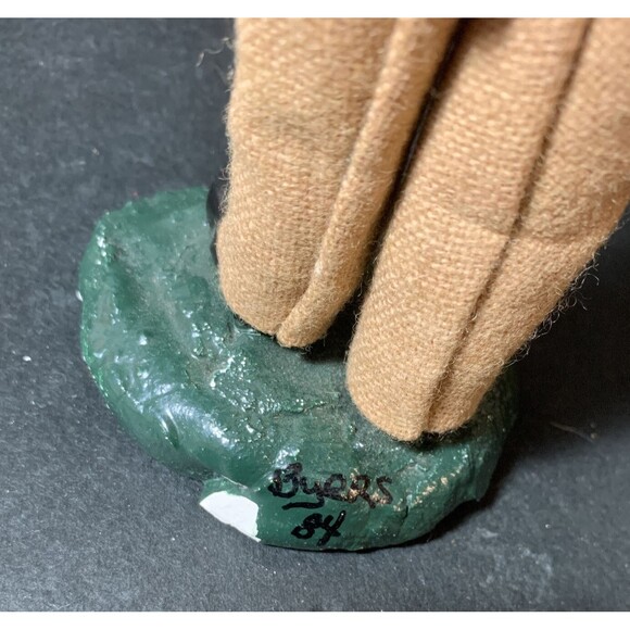 Byers' Choice LTD Christmas/Holiday Carolers - Picture 6 of 11